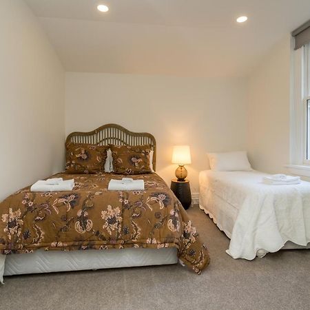 דנידין Inner City Executive Living On Stuart Street מראה חיצוני תמונה